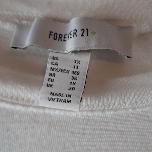 Forever 21 90s style cropped shirt - Picture 6 of 6